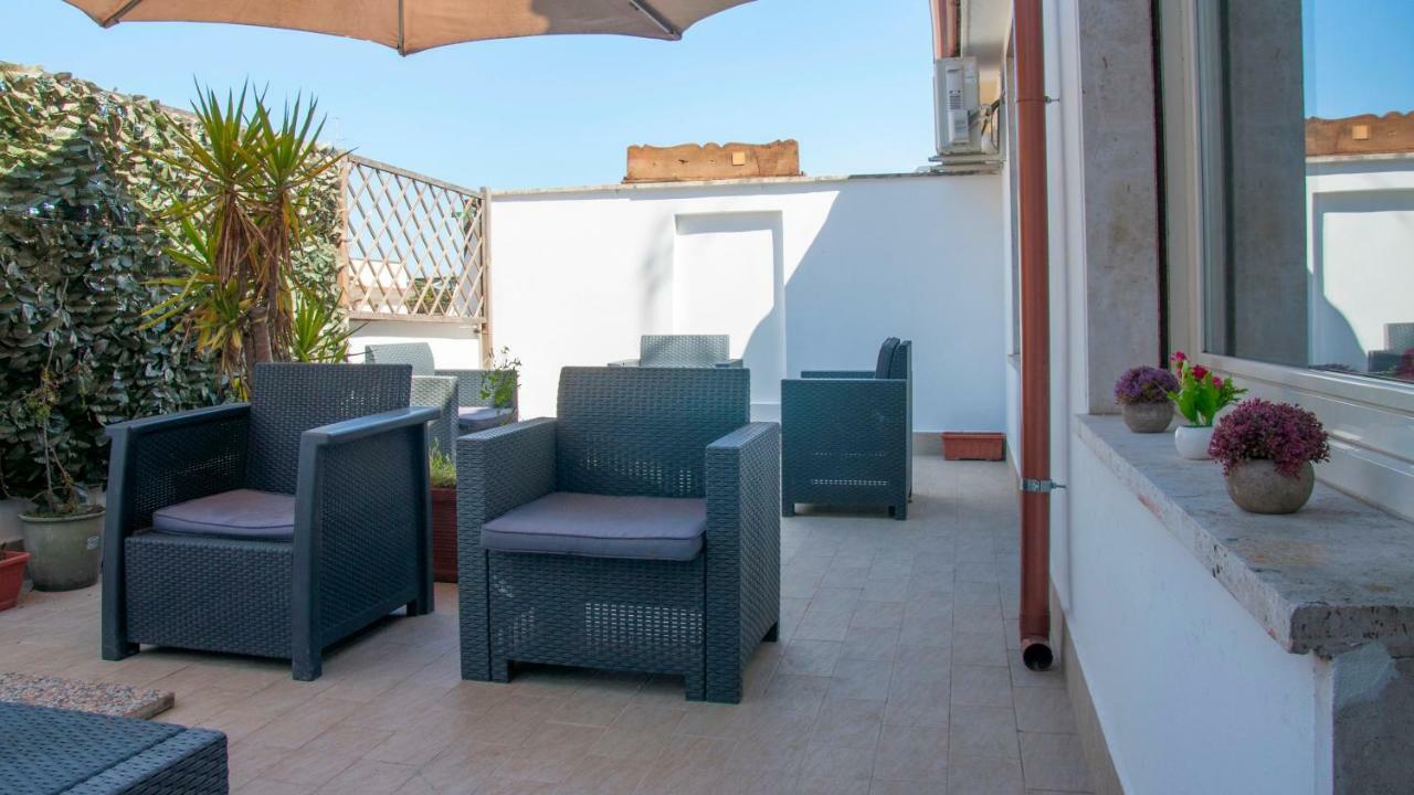 Rome Apartment With Terrace Autonomous Eksteriør bilde