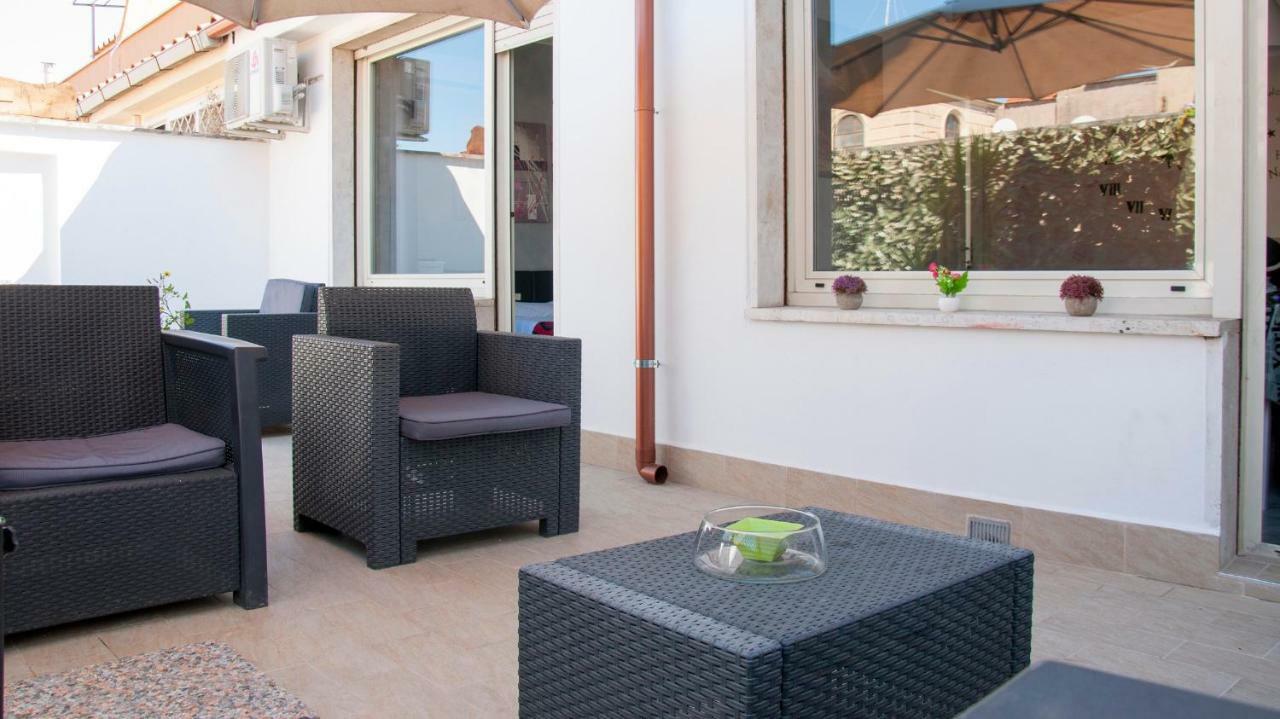 Rome Apartment With Terrace Autonomous Eksteriør bilde